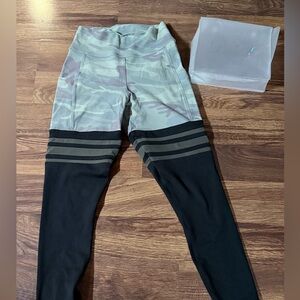 Bombshell Sportswear Camouflage Leggings